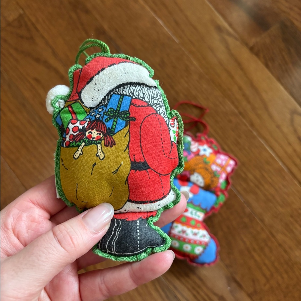 Vintage Plus Christmas Ornaments with Retro Design - Set of 2 - Picture 5 of 5